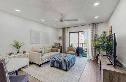 Camelback East House | Mtn-View Balcony: Condo 6 Mi to Dtwn Phoenix
