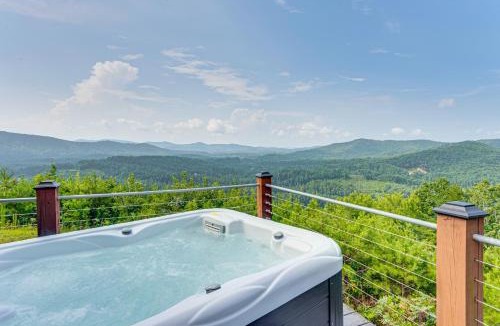 Murphy House | Mtn-View Cabin: Deck & Pets Welcome in Murphy