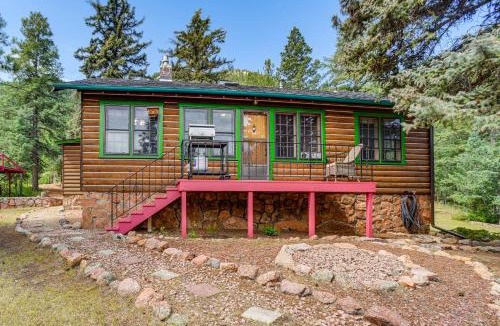 Cascade-Chipita Park House | Mtn-View Cascade Cabin Near Garden of the Gods!