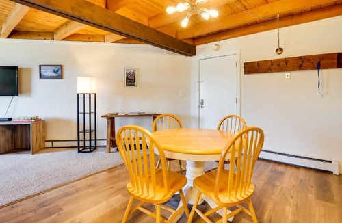 Wildernest House | Mtn-View Condo w/Community Perks in Silverthorne