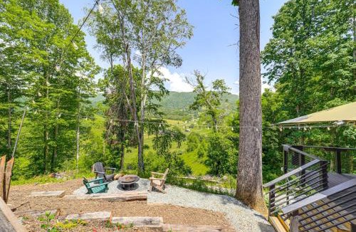 Vilas House | Mtn-View Deck: Scenic Glamping Getaway Near Boone!