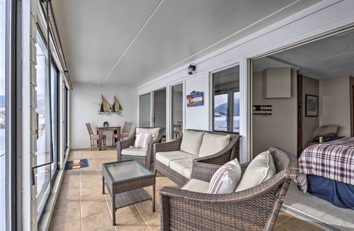 Dillon Condo | Mtn Views, Ground Floor: Rec Path and Lake Access