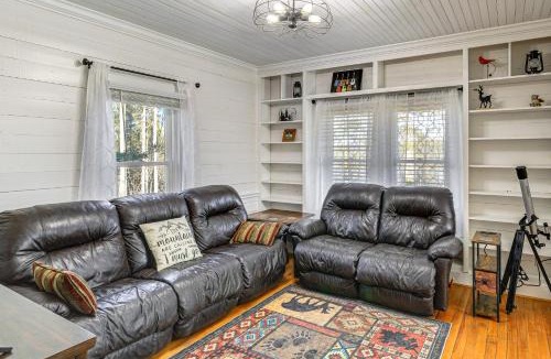 Providence House | Mtn Views, New River Access & 98 Acres: Galax Gem