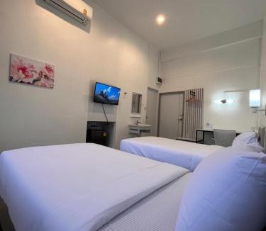 Chanthanimit Hotel | Muangchan Hotel