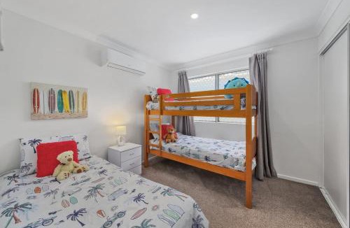 Mudjimba Villa | Mudjimba Esp Villa-Beachfront-Pet friendly