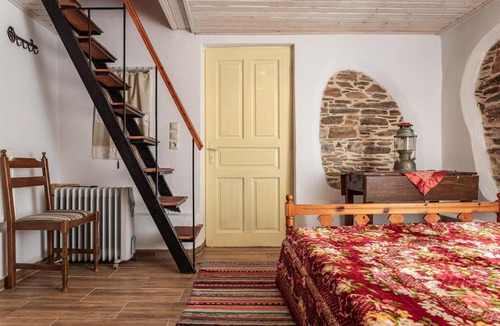 Samos House | Mulberry Cottage
