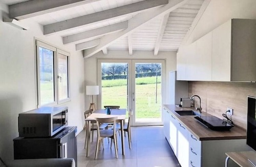 Quartiere Fiorenzuola Apartment | Mulberry Hill: comfort in the early Cesena countryside.