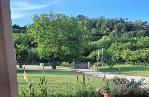 Quartiere Fiorenzuola Apartment | Mulberry Hill: comfort in the early Cesena countryside.