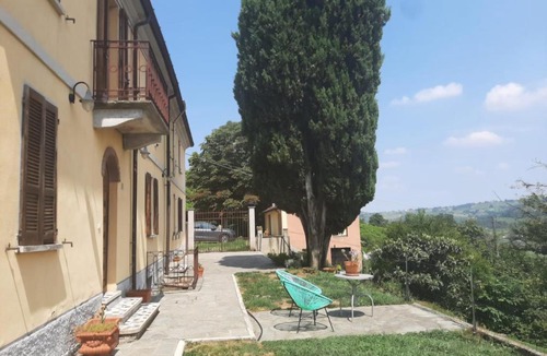 Montecalvo Versiggia Bed & Breakfast | Mulimù - Guesthouse
