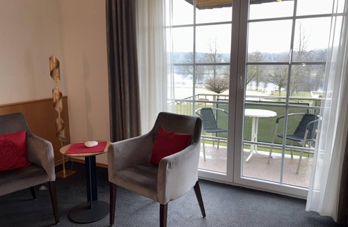 Kell am See Apartment | Multi-bed room - Hotel-Restaurant Fronhof