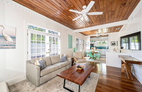 Old Town House | Multi-home tropical paradise with large, heated pool, & wraparound sundeck