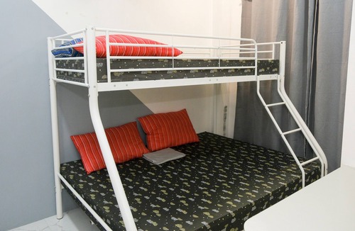 Buhangin House | Multi-level House with a Pool, Near Airport