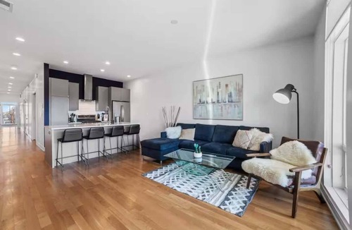 Ukrainian Village House | Multi-Unit Condo Building in Chicago
