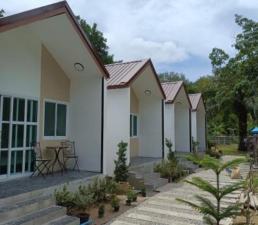 Ko Mook Hostel | Mumzai House 2