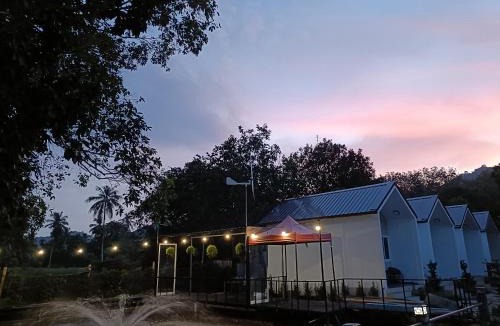 Ko Mook Hostel | Mumzai House 2