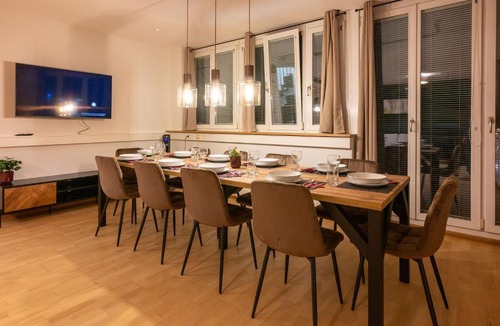 St. Paul Apartment | Munich Large Apartment 155 qm with 4 Bedrooms top located 1 to 12 guests