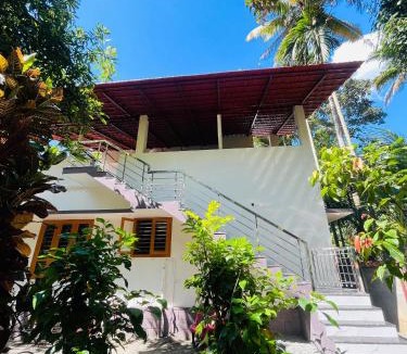 Munroe Island House | Munroe Meadows