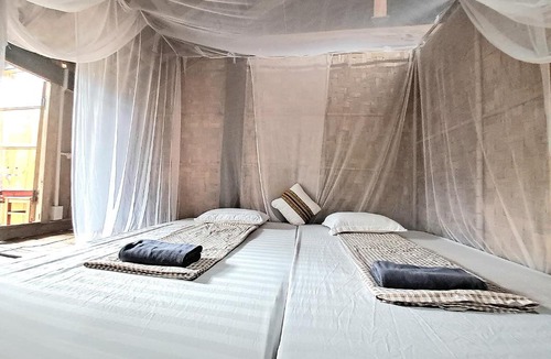 Tan Lac House | Muong Bi Homestay - Uncle Lon - Luy Ai village