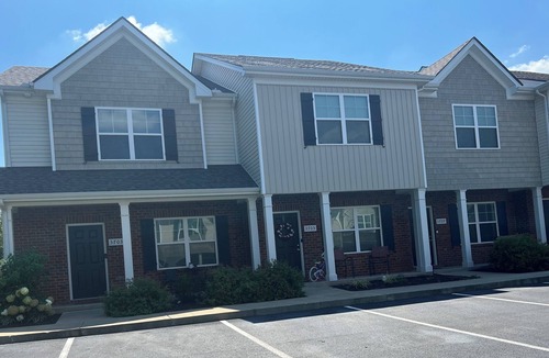 Murfreesboro House | Murfreesboro townhome, convenient to I-24, 30 minutes to Nashville