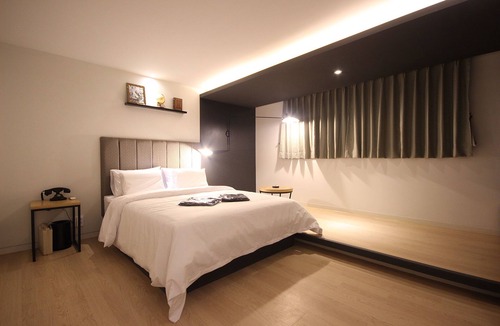 Daeyeon-dong Hotel | Muri Hotel