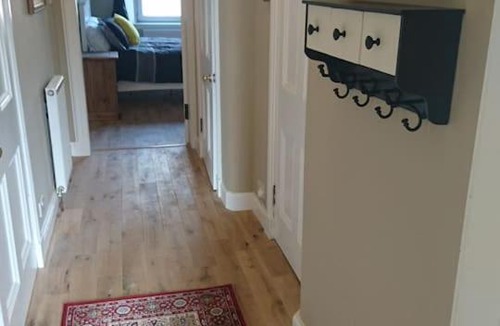 Ellemford Apartment | Murrayfield Spacious 2-bedroom apartment