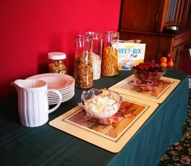 Manapouri Bed & Breakfast | Murrells Grand View House