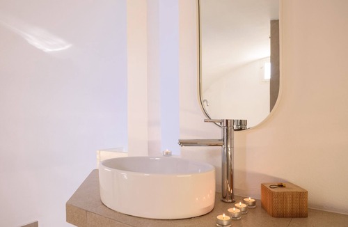 Oia House | Muses Cycladic Suites