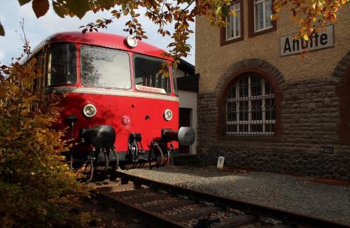 Ahutte Hotel | Museumsbahnhof Ahütte