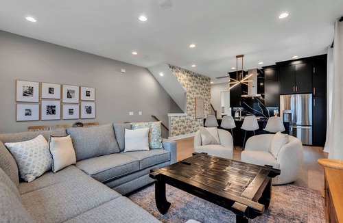 Corinne Place House | Music City Loft w/Rooftop + Views Near Broadway