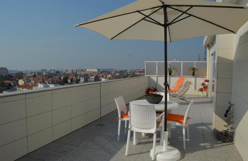 Cedofeita Apartment | Musical View