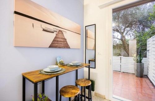 Historic Centre Apartment | My Dimora Savonarola - Elegant with garden view