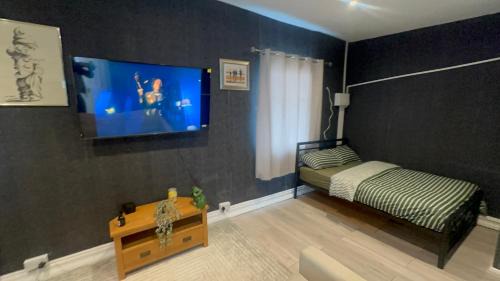 Woolwich Apartment | My quiet space