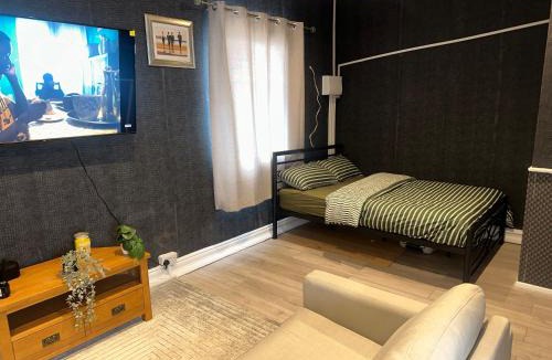 Woolwich Apartment | My quiet space
