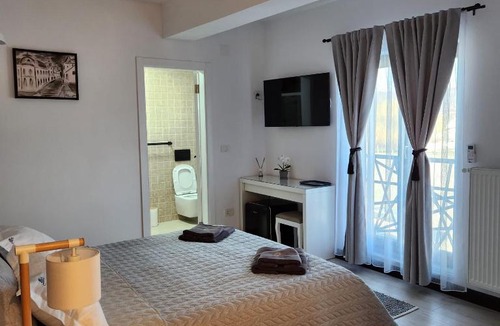 Curtea De Arges House | My room accommodation