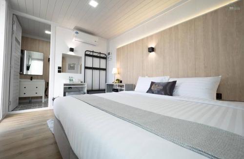 Aranyaprathet Hotel | My Room by Sermsub