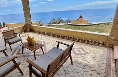 Ventimiglia Villa | MY SISTERS - between sky and sea
