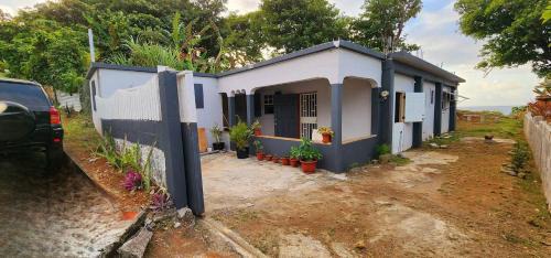 Marigot House | Mycircle