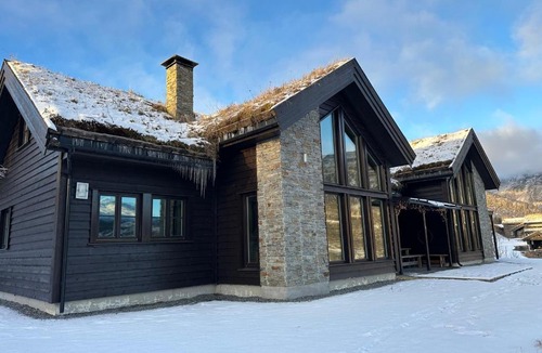 Myrkdalen House | Myrkdalen Lodge II, luxury family cabin ski in and out