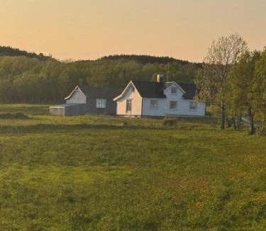Evenes House | Myrlund Gård
