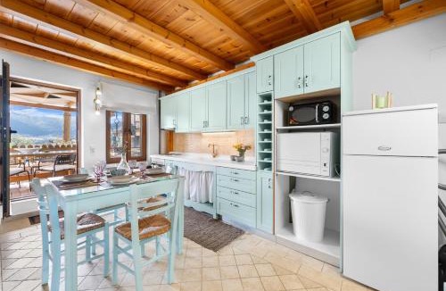 Lazarata Villa | Myrtillo I Luxury Traditional House