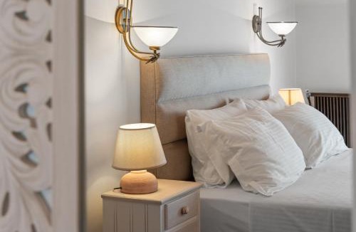 Lazarata Villa | Myrtillo I Luxury Traditional House
