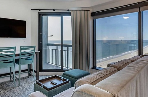 Downtown Myrtle Beach Villa | Myrtle Beach 1BR/1Bath Beachfront Condo · Myrtle Beach 1BR/1Bath Beachfront Condo