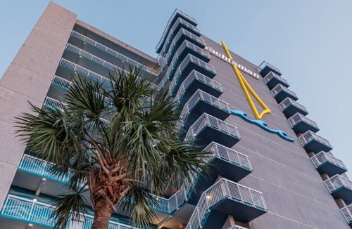 Downtown Myrtle Beach Condo | Myrtle Beach | Beach Boardwalk Stay | Pool & Beach