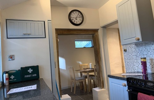 Dickleburgh Cottage | Myrtle Cottage