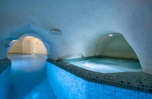 Messaria Villa | Mystagoge cave pool/jacuzzi, cellar and hammam