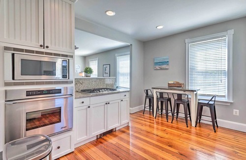 Mystic - New London Condo | Mystic Refuge w/Patio < 1 Mi to Downtown!