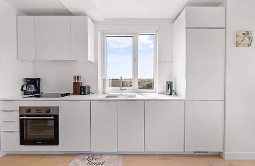 Inner Belt Apartment | Mystic River Executive Suites Assembly Row Edition