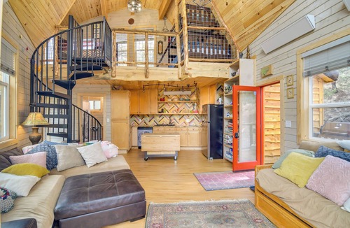 Hartsel Cabin | Mystic Treehouse on 35 acres near Hartsel