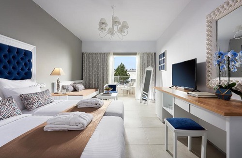 Paralia Kourna Resort | Mythos Palace Resort & Spa