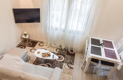 Mytilene Apartment | Mytilene Central Home 4